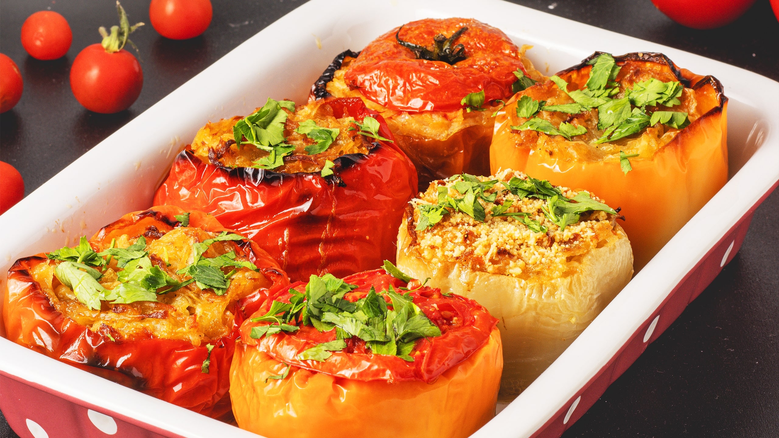 6 peppers filled and baked in a pan