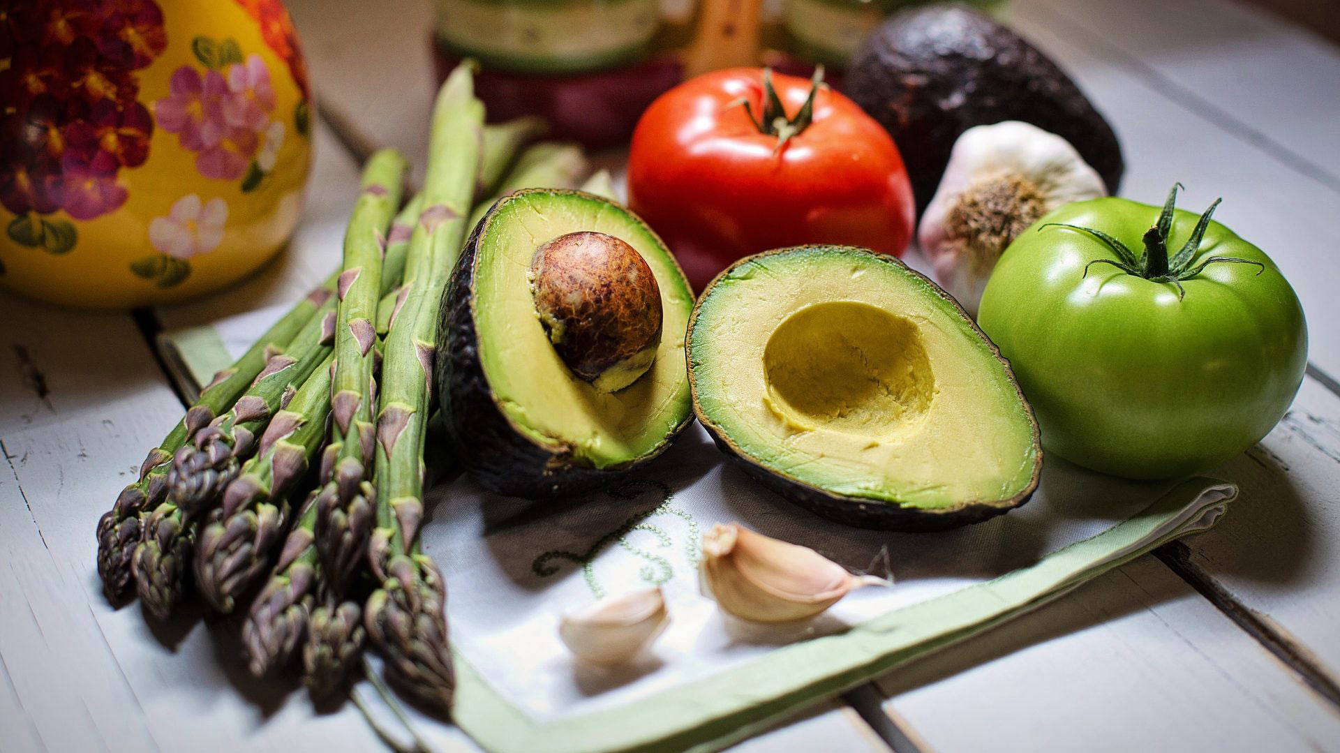 fresh avocado, tomatoes and asparagus